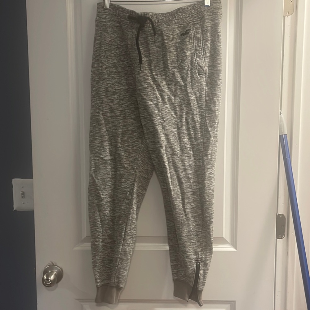 Hollister medium gray beige zipper bottom drawstring joggers